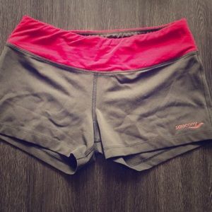 Saucony compression shorts